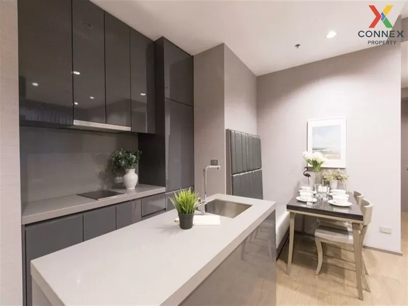 FOR RENT condo , The Diplomat Sathorn , high floor , BTS-Surasak 